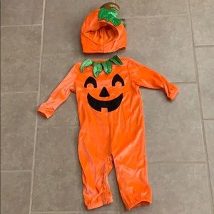 Cute as a pumpkin Halloween costume 🎃